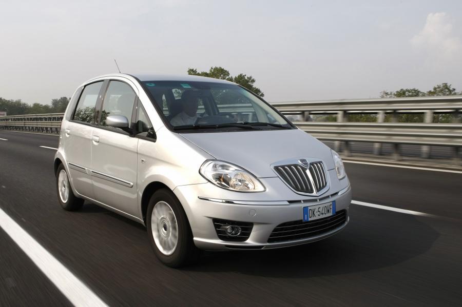  Lancia Musa 2007 года  (фото 48 из 86)